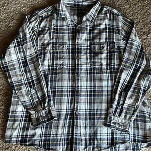 Faded Glory men’s flannel button up long sleeve tee